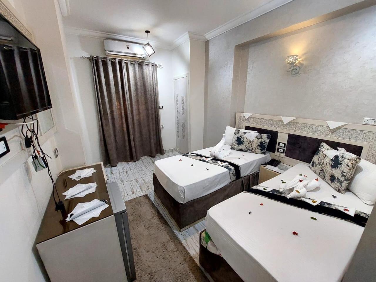 Al Amir Palace Hotel Sūhāj Exteriér fotografie